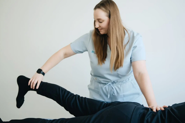 Manuálterápia: Milyen problémákra nyújthat megoldást?