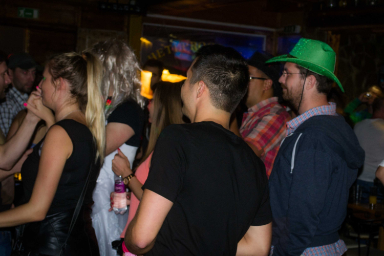 2015.09.18.Péntek - Friday Night Party