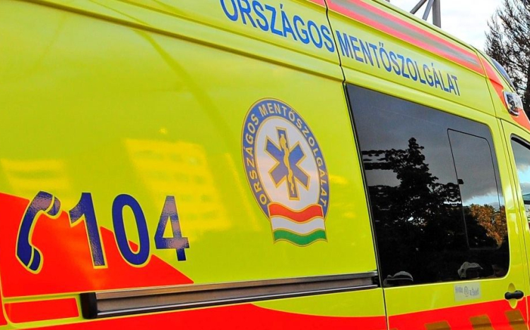 Gázmérgezés miatt szállítottak kórházba két budapesti lakost