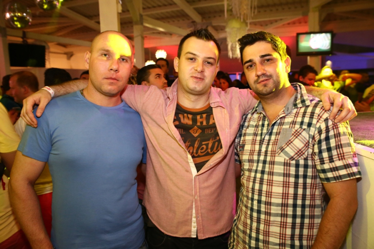 Club Mundo -  House Classic w/ Sterbinszky   Newl 2013.06.15. (szombat)