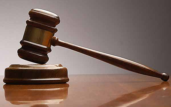 Jogerősen életfogytiglani fegyház egy rablóbanda vezetőjének