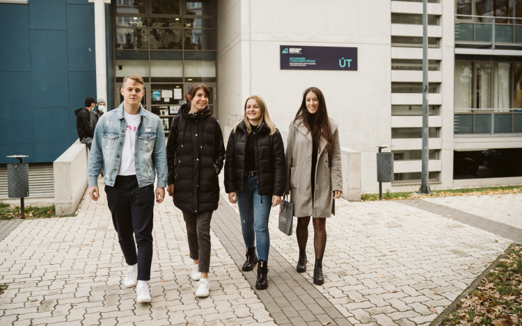 Keresztféléves felvételi: 262 hallgató kezdi meg tanulmányait a Széchenyi István Egyetemen