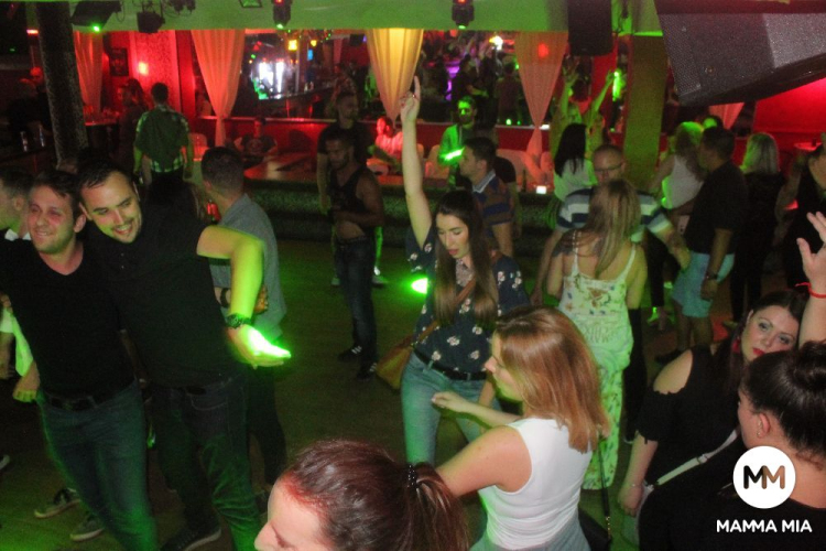 2018.05.25.Mamma Mia Retro Péntek Dj:Hubik Fotók:árpika