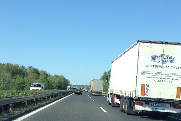 A tehergépjármű-forgalom zavartalanul haladhat az M1-esen