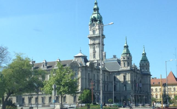 A JÖVŐ PILLÉREI: KÖZÖSSÉG ÉS KULTÚRA