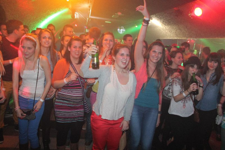 2013.03.12.SUBWAY Tk-ás Giccs Party és Fluor Tomi Fotók:árpika