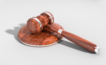 Súlyosítaná a tanárát megkéselő fiú büntetését a Fellebbviteli Főügyészség