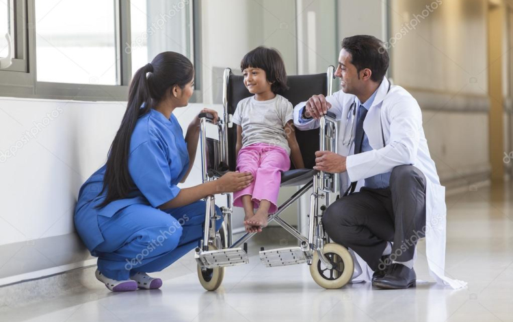 A legjobb orvos és legjobb nővér kerestetik! 