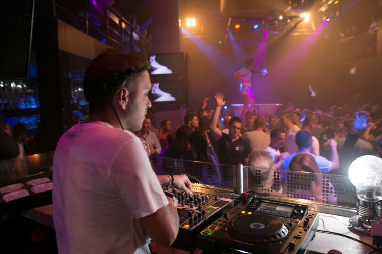 Club Vertigo -  UV Party 2013.11.03. (szombat)