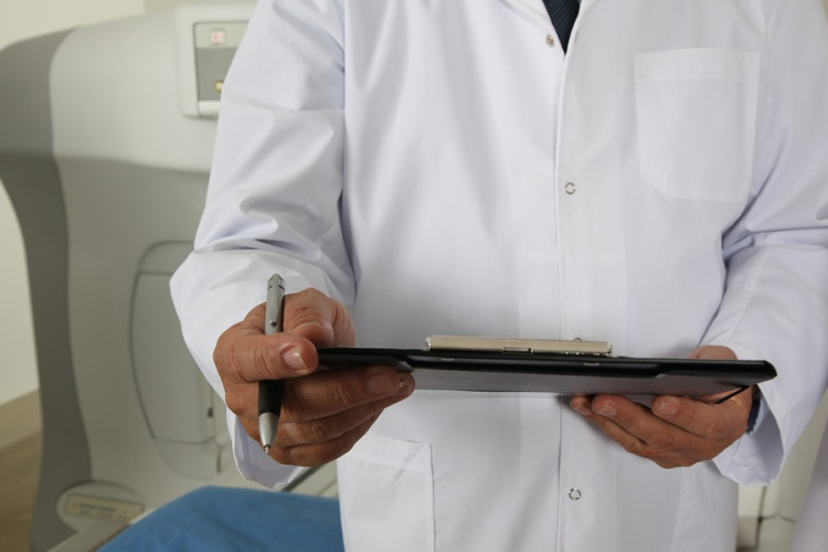 Továbbra sem tudni magyar koronavírusos betegről