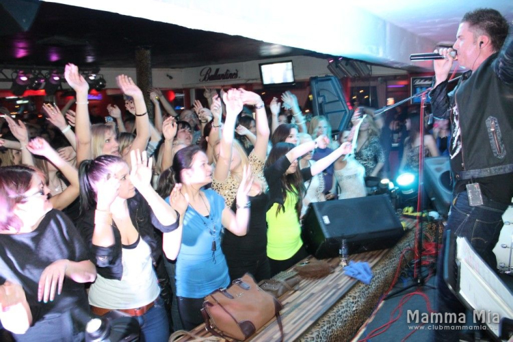 2013.02.05.Péntek Mamma Mia Kasza Tibi Élő Koncert (1) Fotók:árpika