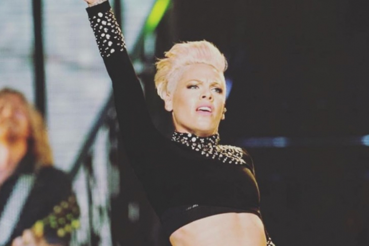 Pink a 21. század legtöbbet játszott női előadója Nagy-Britanniában