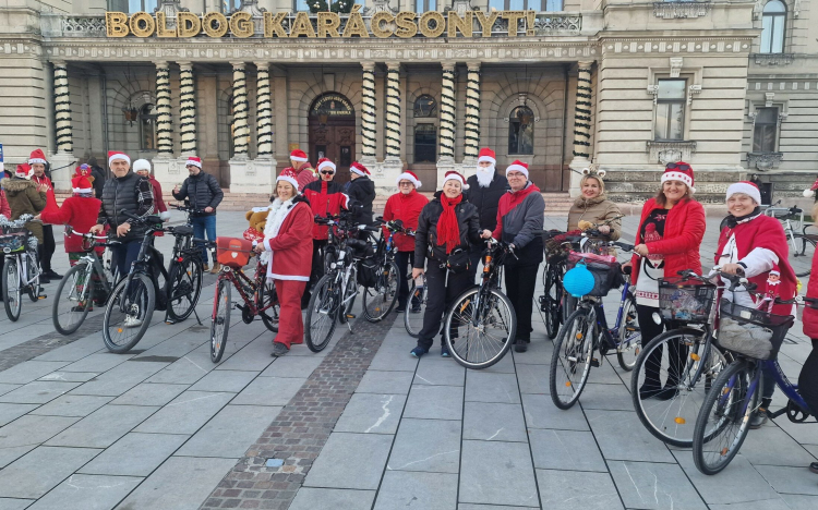 Mikulások a Nyeregben – Ünnepi MosolyHajtás Győrben