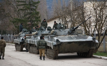 Ukrán válság - Kétszáz harckocsit vezényelt Oroszország az ukrán határhoz