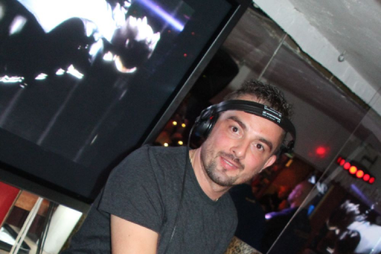 2014.04.19. Mamma Mia Celebek a Pultban Bódi Sylvi És Berki Krisztián,Hódi Pamela Fotó:árpika