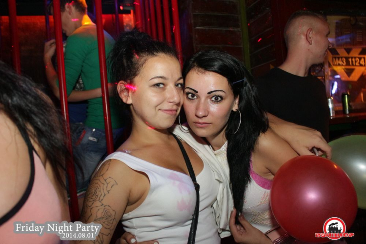 2014.08.01.Péntek - Friday Night Party