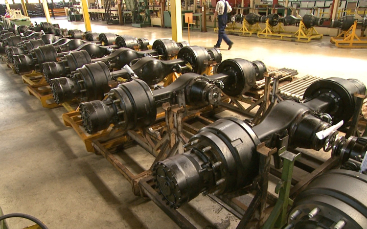 Tizenöt százalékkal emeli a béreket a Rába