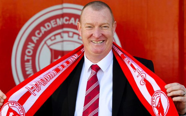 Feljelentette saját magát egy szerencsejáték- függő edző