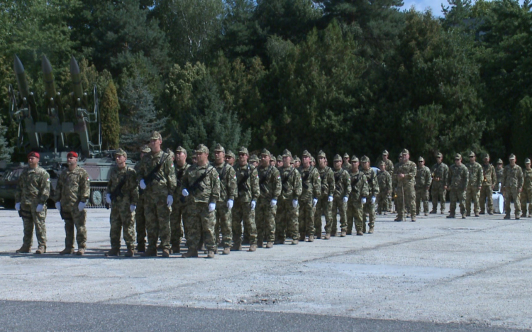 Letették az esküt a katonák
