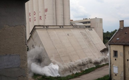 Felrobbant egy miskolci pálinkafőző
