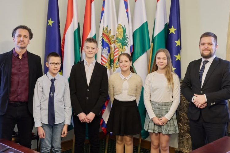 A Magyarság KicsiNagykövetei a Városházán