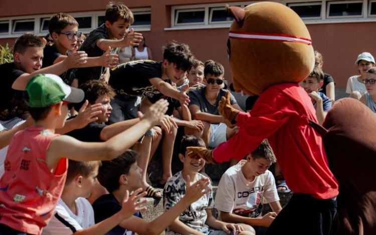 Megnyílt a Győrújbaráti Gyermektábor