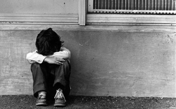 Bántalmazás miat elmenekült otthonról egy 12 éves soproni kisfiú 