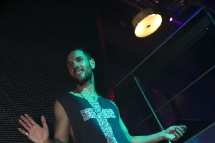 Club Vertigo -  Wake Up Girls / Nőnapi buli 2014.03.08. (szombat)