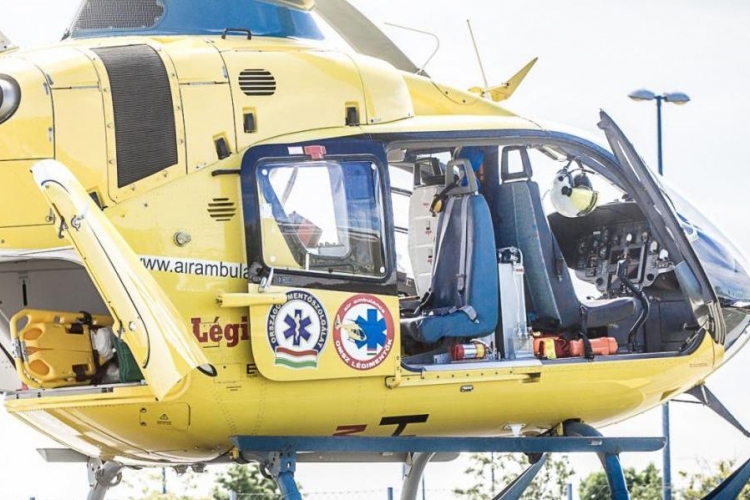 Súlyos baleset történt Marcaltőnél - Két mentőhelikopper is a helyszínre sietett