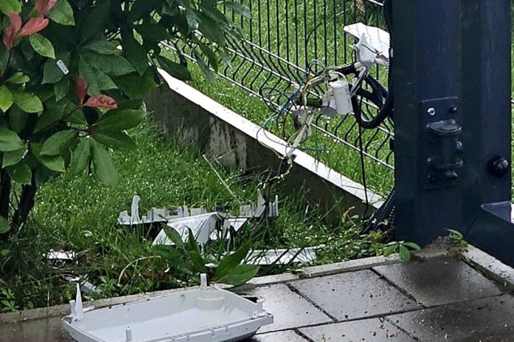 Hatalmas villámkár Győrújfalun, elmaradhat a falunap