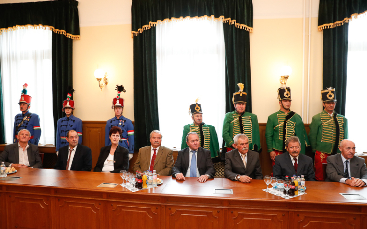 50 éve nyertek a lovasok