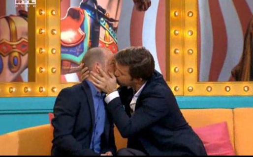 Balázs és Jani csókja Vundersőn és Zuperszexiben