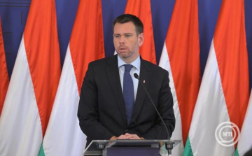 Vitézy Dávid: elindult a GYSEV 11 darabos új InterCity-motorvonat flottájának gyártása