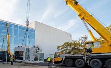 Zöld jövő Győrben: megkezdődtek az elektromos motorgyártás előkészületei