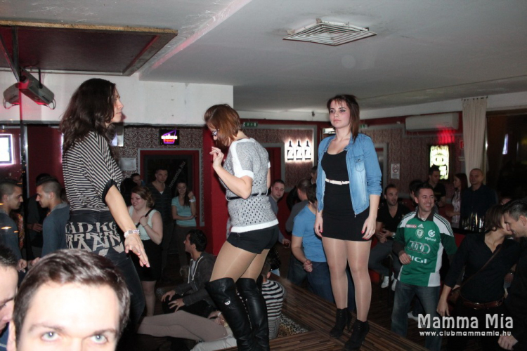 2013.02.01Péntek Mamma Mia Dj:Ice-Konga:Solymi Fotók:árpika