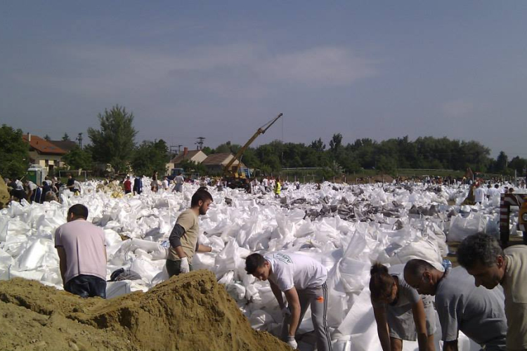  Győr megyei kormányhivatal: védművet fel nem adnak, védvonalat nem vágnak át