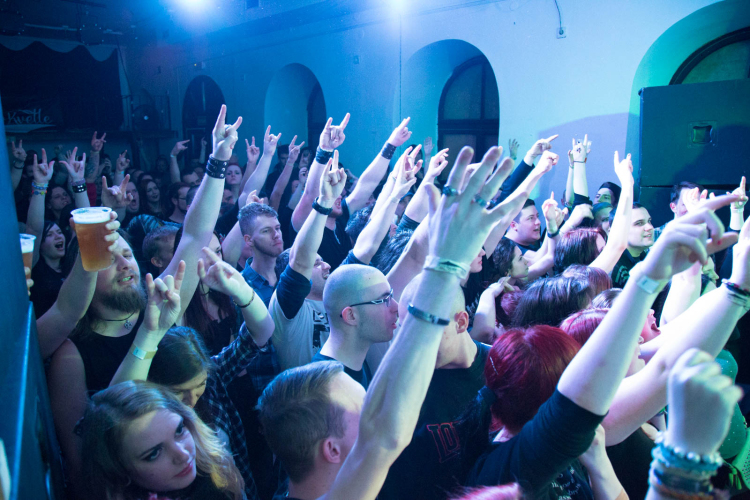 A RómerKvelle bemutatja: Leander Rising, Blind Myself, Apey & the Pea - photo Gombás Ákos