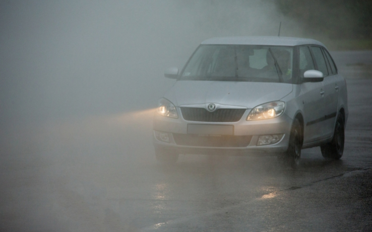 Vigyázzunk az utakon! 