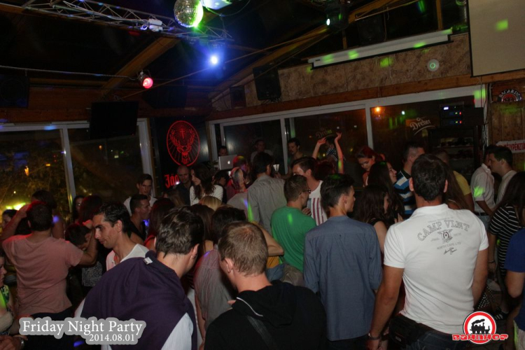 2014.08.01.Péntek - Friday Night Party