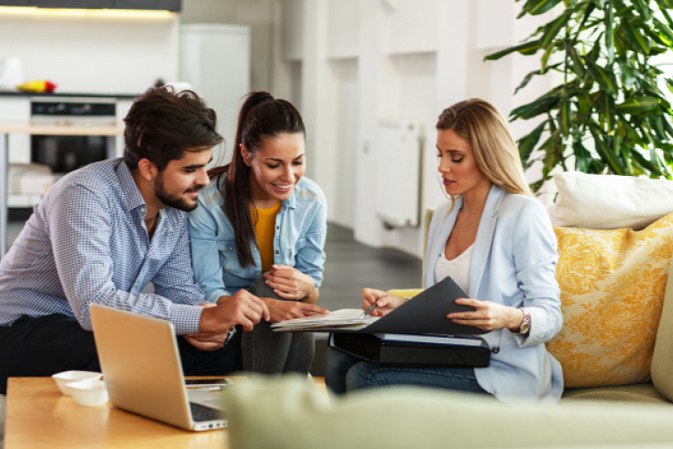 Jelentős változás a hazai Generali biztosítási piacon, több tízezer szerződést érint