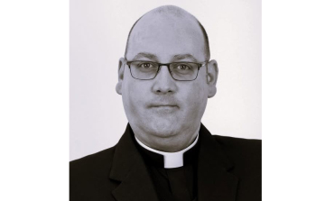 Február 13-án temetik Cipirán atyát