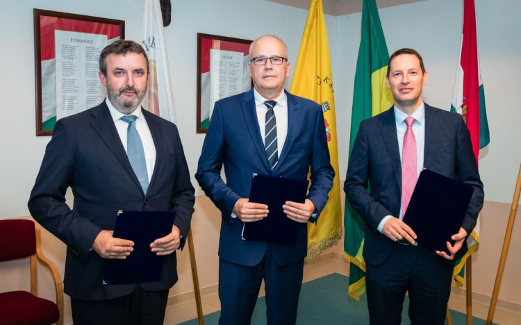 Stratégiai együttműködésre lépett a Széchenyi István Egyetem és a kaposvári Kaposi Mór Oktató Kórház