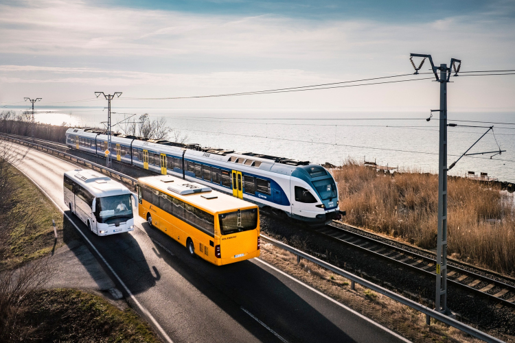 Mávinform: húsvétkor többletkapacitással működik a MÁV-csoport