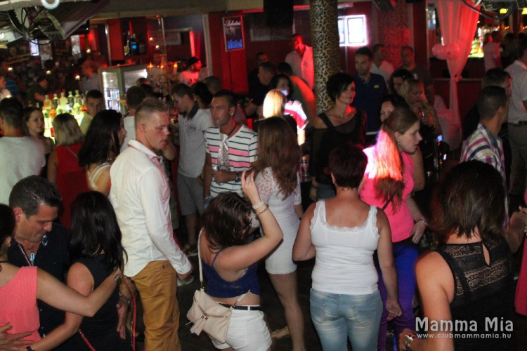 2014.08.08 Pénteki házibuli Dj:Hubik fotók:árpika