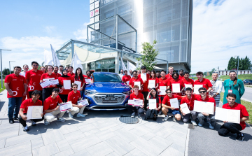 Lezárult a Széchenyi István Egyetem és az Audi közös programja: 17 ország 20 egyetemének fiataljai vettek benne részt