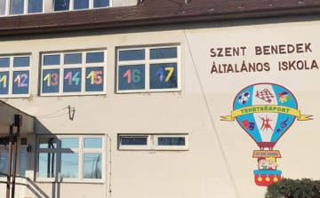 Szombaton is lesz tanítás a győrszentiváni iskolában