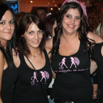 2013.04.20 Szombat Mamma Mia Video Disco Dj:Hubik Fotók:árpika