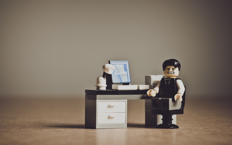 Folyamatosan csökken a cégek száma Magyarországon