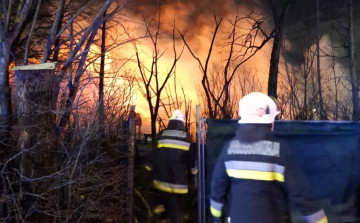 Hatalmas tűzzel indult az év Mosonmagyaróváron