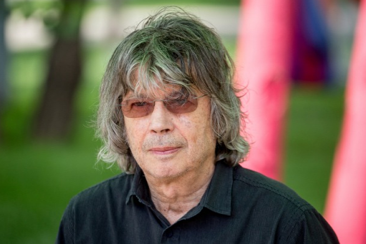 Elmegy az országból Bródy János